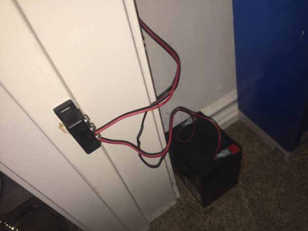 Instead of a driver, this closet uses a 5amp-hour 12v battery sitting on the floor connected straight to the magnetic switch and lights. No dimmer here.